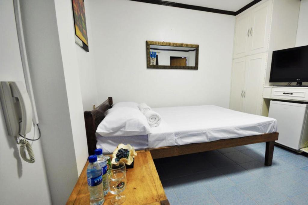 Villa De Pico Highland Beach Resort Puerto Galera Rum bild